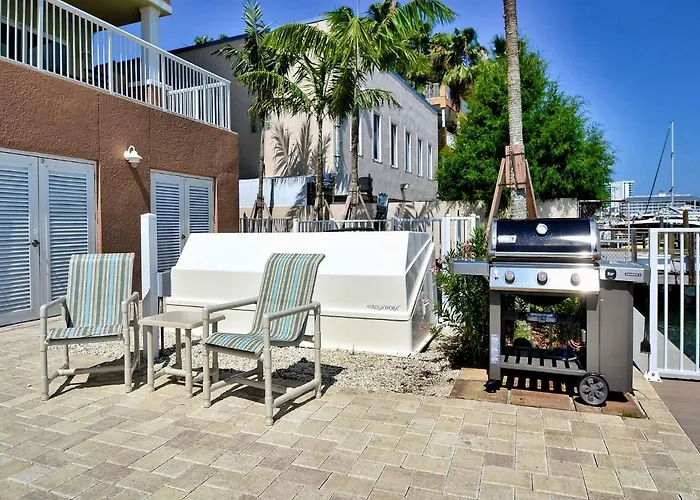 Sandpiper's Cove 201 Sandpiper's Cove Luxury 3 Bedroom 2 Bathroom 23132 Apartment