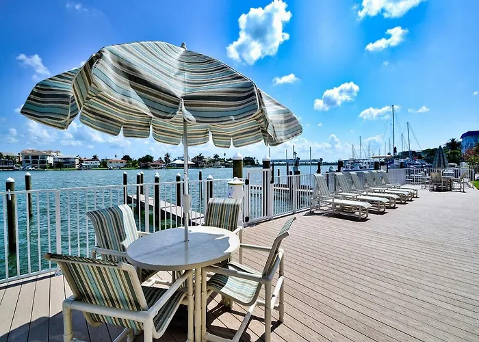 Sandpiper's Cove 201 Sandpiper's Cove Luxury 3 Bedroom 2 Bathroom 23132 Clearwater Beach