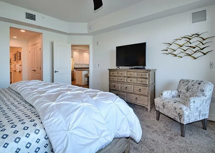 Sandpiper's Cove 201 Sandpiper's Cove Luxury 3 Bedroom 2 Bathroom 23132