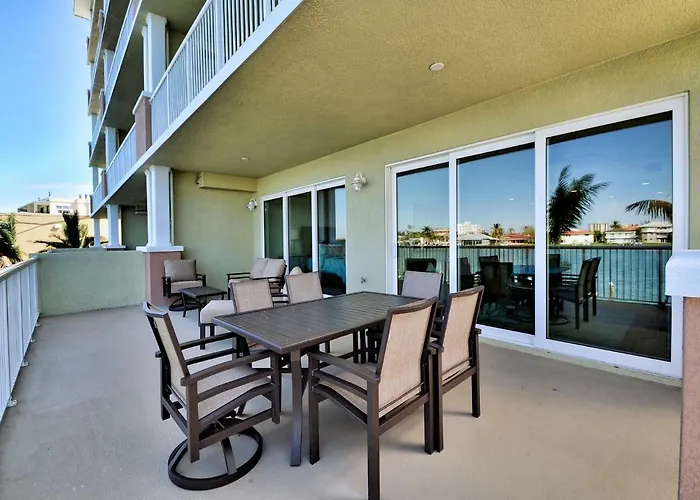 Sandpiper's Cove 201 Sandpiper's Cove Luxury 3 Bedroom 2 Bathroom 23132 Apartment